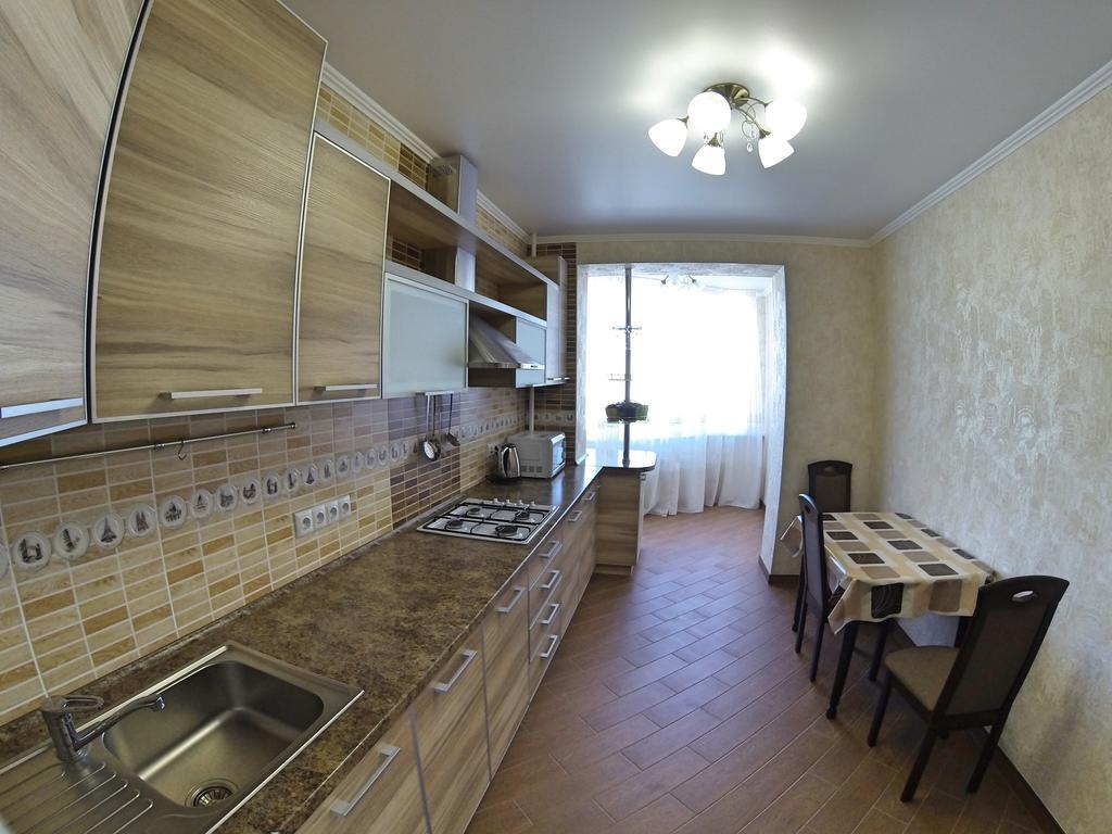 Apartment On Kyivska Street 29\53 ヴィーンヌィツャ エクステリア 写真