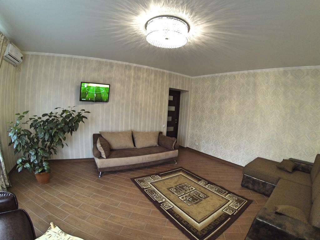 Apartment On Kyivska Street 29\53 ヴィーンヌィツャ エクステリア 写真